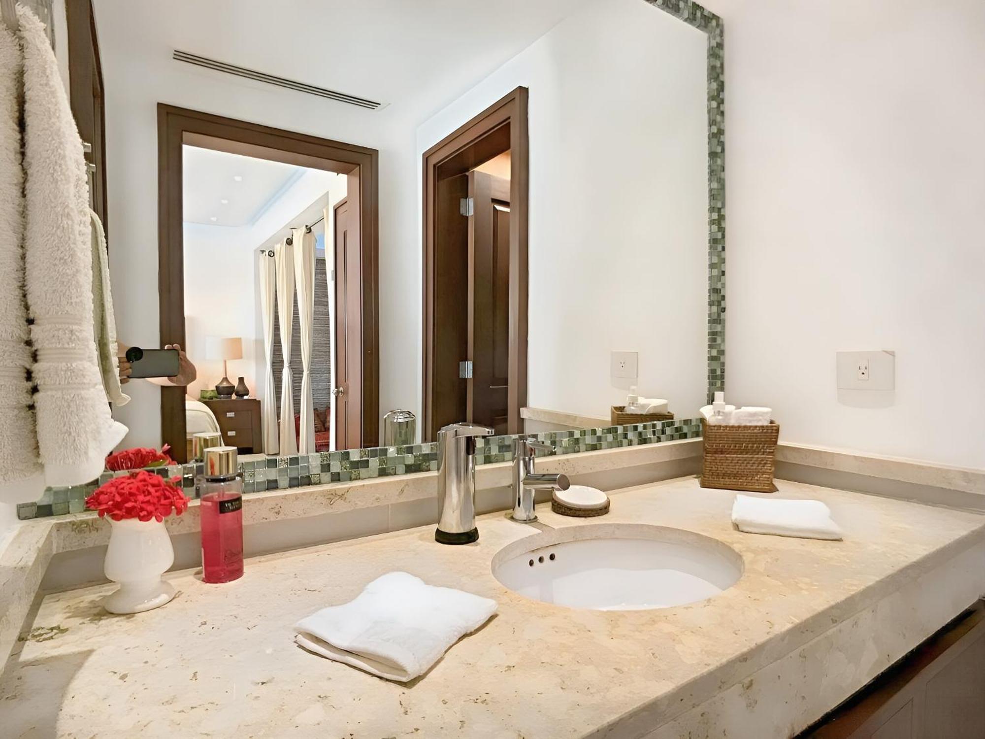 Luxury Duplex -4 Pers- 2Mn Beach&5Th Av, Pool, Gym Playa del Carmen Eksteriør billede